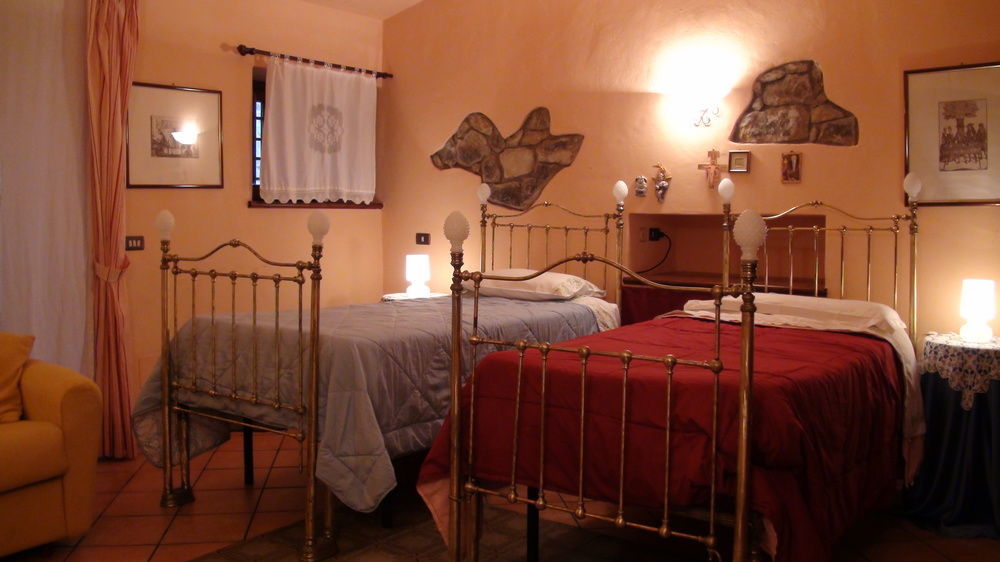 Heart Of Sicily Hotel Mistretta Bagian luar foto