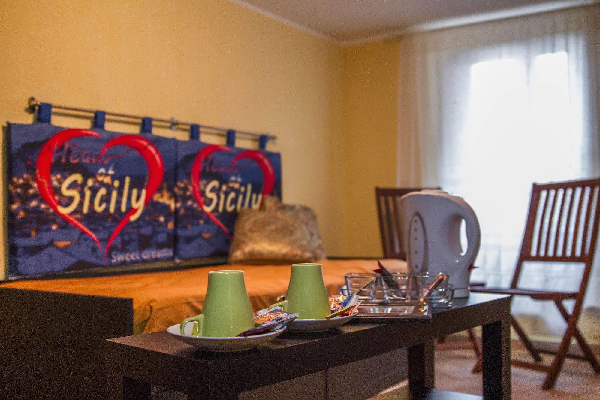 Heart Of Sicily Hotel Mistretta Bagian luar foto