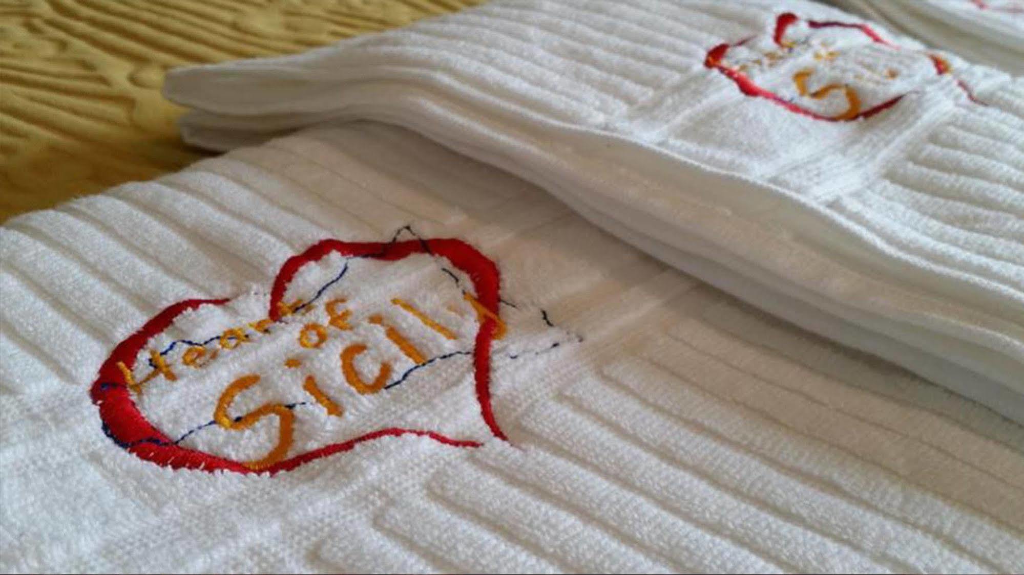 Heart Of Sicily Hotel Mistretta Bagian luar foto